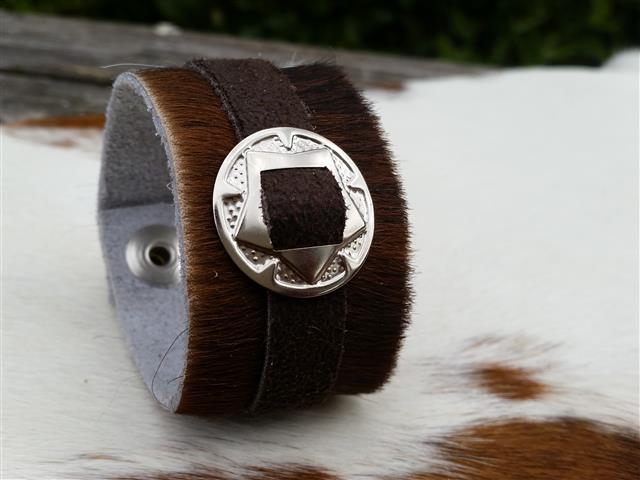 Koeienvacht armband met ster concho